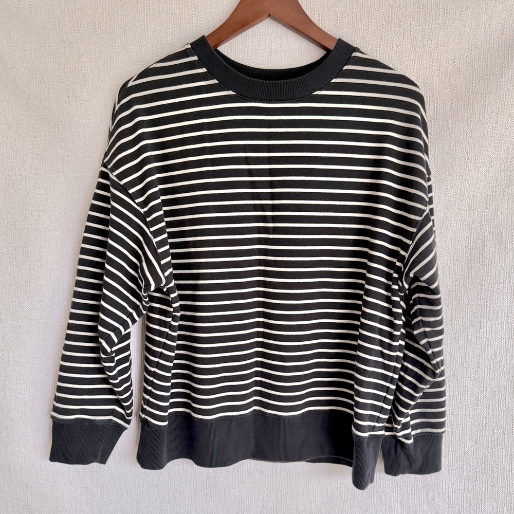 UNIQLO Striped Sweater